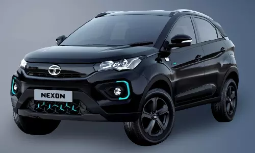 ഒറ്റ ചാർജിൽ കാസർകോട്ട് നിന്ന് ആലപ്പുഴയെത്തും; പുതിയ നെക്സോൺ ഇവി ഈ മാസം ഒറ്റ ചാർജിൽ കാസർകോട്ട് നിന്ന് ആലപ്പുഴയെത്തും; പുതിയ നെക്സോൺ ഇവി ഈ മാസം