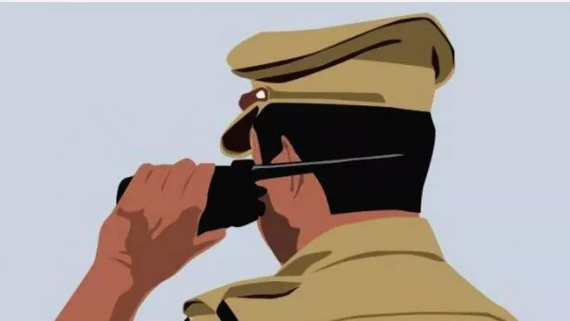 പാലക്കാട്ടെ കൊലപാതകങ്ങൾ: സമൂഹ മാധ്യമങ്ങളിലെ പ്രകോപനത്തിനെതിരെ കർശന നടപടിയെന്ന് പൊലീസ്