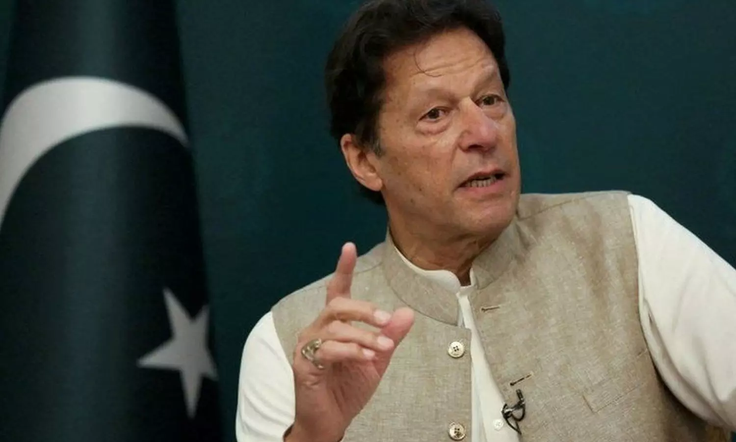 പാകിസ്താനിൽ നിർണായക നീക്കങ്ങൾ;രാജിവെക്കില്ലെന്ന് ഇമ്രാൻ ഖാൻ പാകിസ്താനിൽ നിർണായക നീക്കങ്ങൾ;രാജിവെക്കില്ലെന്ന് ഇമ്രാൻ ഖാൻ