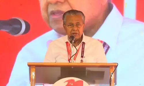 കെ.വി.തോമസിന്റെ മൂക്ക് ചെത്തിക്കളയും എന്ന് ചിലര്; ഒരു ചുക്കും സംഭവിച്ചില്ല: മുഖ്യമന്ത്രി കെ.വി.തോമസിന്റെ മൂക്ക് ചെത്തിക്കളയും എന്ന് ചിലര്; ഒരു ചുക്കും സംഭവിച്ചില്ല: മുഖ്യമന്ത്രി