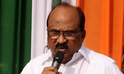 സെമിനാറിൽ പങ്കെടുത്തതിൽ അഭിമാനം, കേന്ദ്ര നയങ്ങൾക്കെതിരെയുള്ള പരിപാടിയിൽ പ്രവർത്തകരും പങ്കെടുക്കണം: കെ.വി തോമസ് സെമിനാറിൽ പങ്കെടുത്തതിൽ അഭിമാനം, കേന്ദ്ര നയങ്ങൾക്കെതിരെയുള്ള പരിപാടിയിൽ പ്രവർത്തകരും പങ്കെടുക്കണം: കെ.വി തോമസ്