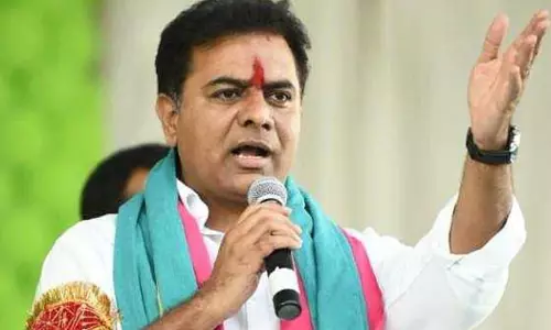 എന്തുകഴിക്കണം, എന്തുധരിക്കണം, ഏതുഭാഷ സംസാരിക്കണം എന്നെല്ലാം തീരുമാനിക്കാൻ എന്തുകൊണ്ട് അനുവദിക്കുന്നില്ല? കെ ടി രാമറാവു എന്തുകഴിക്കണം, എന്തുധരിക്കണം, ഏതുഭാഷ സംസാരിക്കണം എന്നെല്ലാം തീരുമാനിക്കാൻ എന്തുകൊണ്ട് അനുവദിക്കുന്നില്ല? കെ ടി രാമറാവു