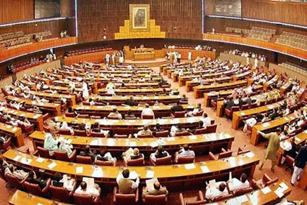 പുതിയ പാക് പ്രധാനമന്ത്രിയെ ഇന്നറിയാം; ദേശീയ അസംബ്ലി യോഗം ഇന്ന്