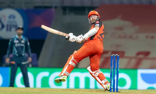 ക്യാപ്റ്റന്റെ തോളിലേറി അജയ്യരെ വീഴ്ത്തി ഹൈദരാബാദ്