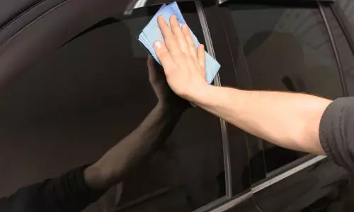 വാഹനങ്ങളിൽ സൺഫിലിം ഒട്ടിക്കാം, നിയമ ഭേദഗതി വന്നിട്ട് ഒരു വര്ഷം വാഹനങ്ങളിൽ സൺഫിലിം ഒട്ടിക്കാം, നിയമ ഭേദഗതി വന്നിട്ട് ഒരു വര്ഷം