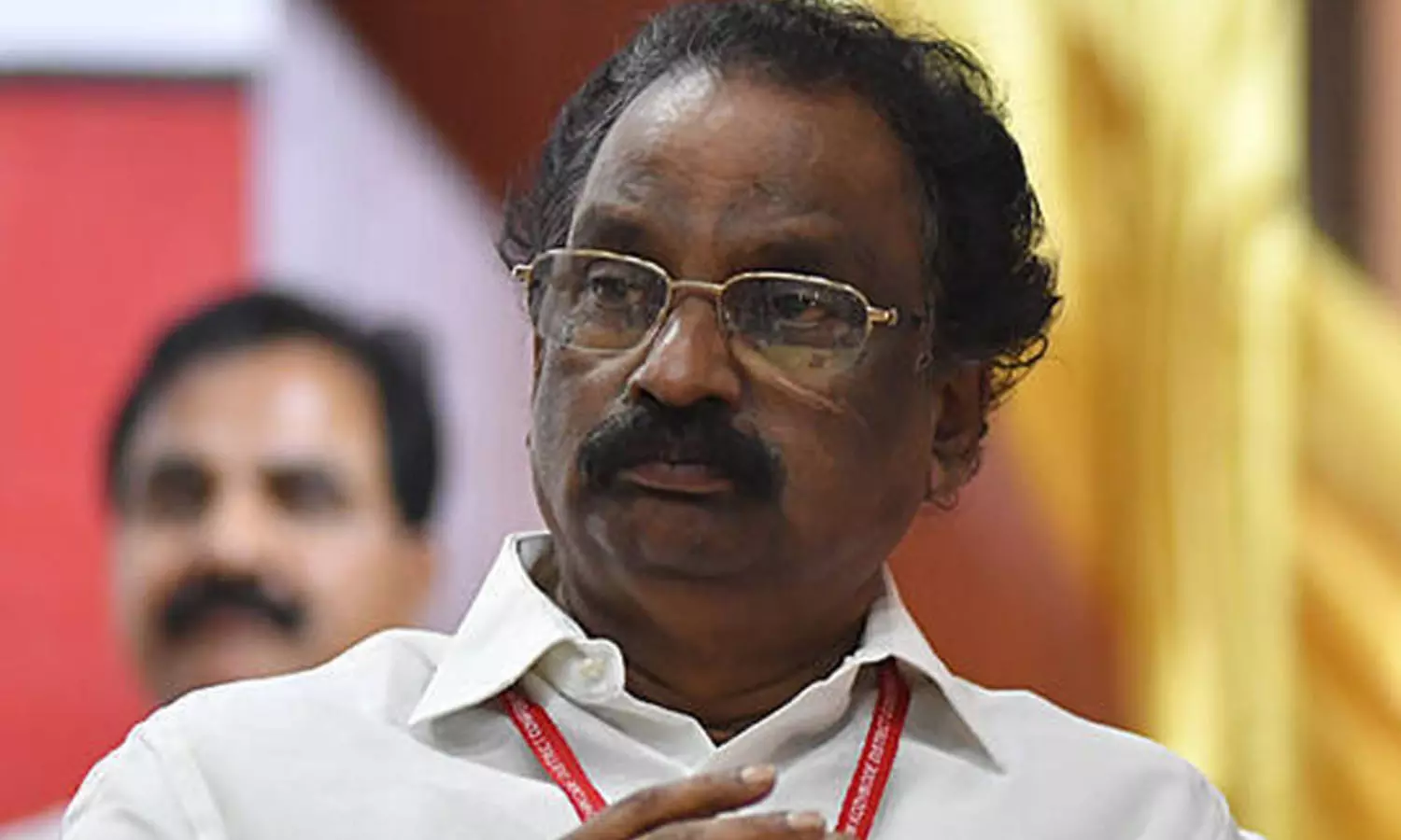 കെ.എസ്.ഇ.ബിയിലെ പ്രശ്നം രമ്യമായി പരിഹരിക്കാനുള്ള സമീപനം ബോർഡ് എടുക്കുന്നില്ല: എ.കെ ബാലൻ കെ.എസ്.ഇ.ബിയിലെ പ്രശ്നം രമ്യമായി പരിഹരിക്കാനുള്ള സമീപനം ബോർഡ് എടുക്കുന്നില്ല: എ.കെ ബാലൻ