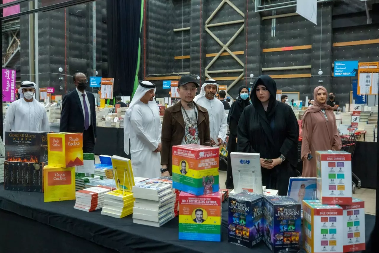 ലോകത്തിലെ ഏറ്റവും വലിയ  പുസ്തകവില്‍പന മേളക്ക് ദുബൈയില്‍ തുടക്കം