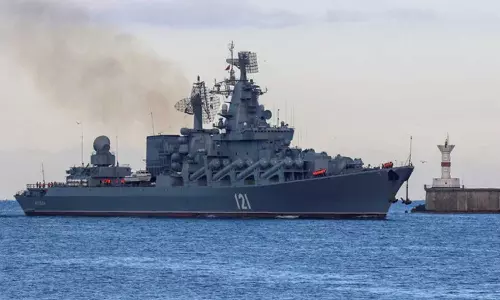 യുക്രൈൻ തകർത്തതല്ല, യുദ്ധകപ്പൽ മുങ്ങിയത്: വിശദീകരണവുമായി റഷ്യ യുക്രൈൻ തകർത്തതല്ല, യുദ്ധകപ്പൽ മുങ്ങിയത്: വിശദീകരണവുമായി റഷ്യ