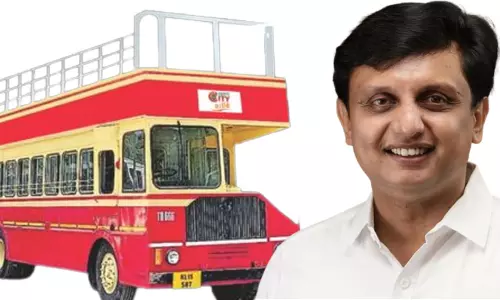 കെ.എസ്.ആർ.ടി.സി ഡബിൾ ഡെക്കർ ഓപ്പൺ ഡെക്ക് ബസ് നിരത്തിലേക്ക്; മന്ത്രി മുഹമ്മദ് റിയാസ് ഫ്ളാഗ് ഓഫ് ചെയ്യും കെ.എസ്.ആർ.ടി.സി ഡബിൾ ഡെക്കർ ഓപ്പൺ ഡെക്ക് ബസ് നിരത്തിലേക്ക്; മന്ത്രി മുഹമ്മദ് റിയാസ് ഫ്ളാഗ് ഓഫ് ചെയ്യും