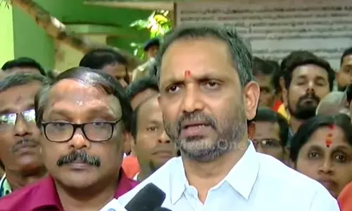 കൊലപാതകത്തിൽ പങ്കുണ്ടെങ്കിൽ എന്നെ അറസ്റ്റ് ചെയ്യട്ടെ; കെ.സുരേന്ദ്രൻ കൊലപാതകത്തിൽ പങ്കുണ്ടെങ്കിൽ എന്നെ അറസ്റ്റ് ചെയ്യട്ടെ; കെ.സുരേന്ദ്രൻ