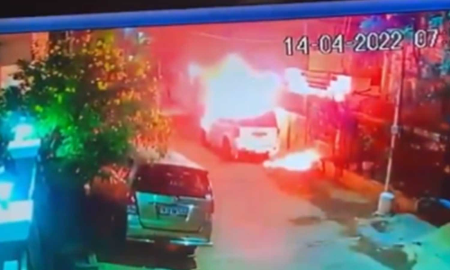 സി.സി.ടി.വി പണികൊടുത്തു; സ്വന്തം കാർ കത്തിച്ച് പരാതി നാടകം, ബി.ജെ.പി നേതാവിനെ പൊക്കി പൊലീസ്