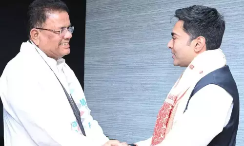 ബി.ജെ.പിക്കെതിരായ പോരാട്ടത്തിനു പകരം നേതാക്കന്മാരുടെ തമ്മിലടി; അസം കോൺഗ്രസ് മുൻ അധ്യക്ഷൻ റിപുൻ ബോറ തൃണമൂലിൽ ബി.ജെ.പിക്കെതിരായ പോരാട്ടത്തിനു പകരം നേതാക്കന്മാരുടെ തമ്മിലടി; അസം കോൺഗ്രസ് മുൻ അധ്യക്ഷൻ റിപുൻ ബോറ തൃണമൂലിൽ