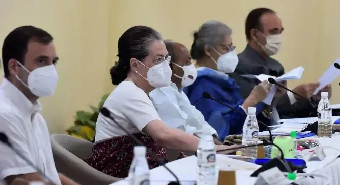 പ്രശാന്ത് കിഷോറും യോഗത്തിൽ; സോണിയയുടെ വസതിയിൽ തന്ത്രങ്ങൾ ആവിഷ്‌ക്കരിച്ച് കോൺഗ്രസ് നേതൃത്വം