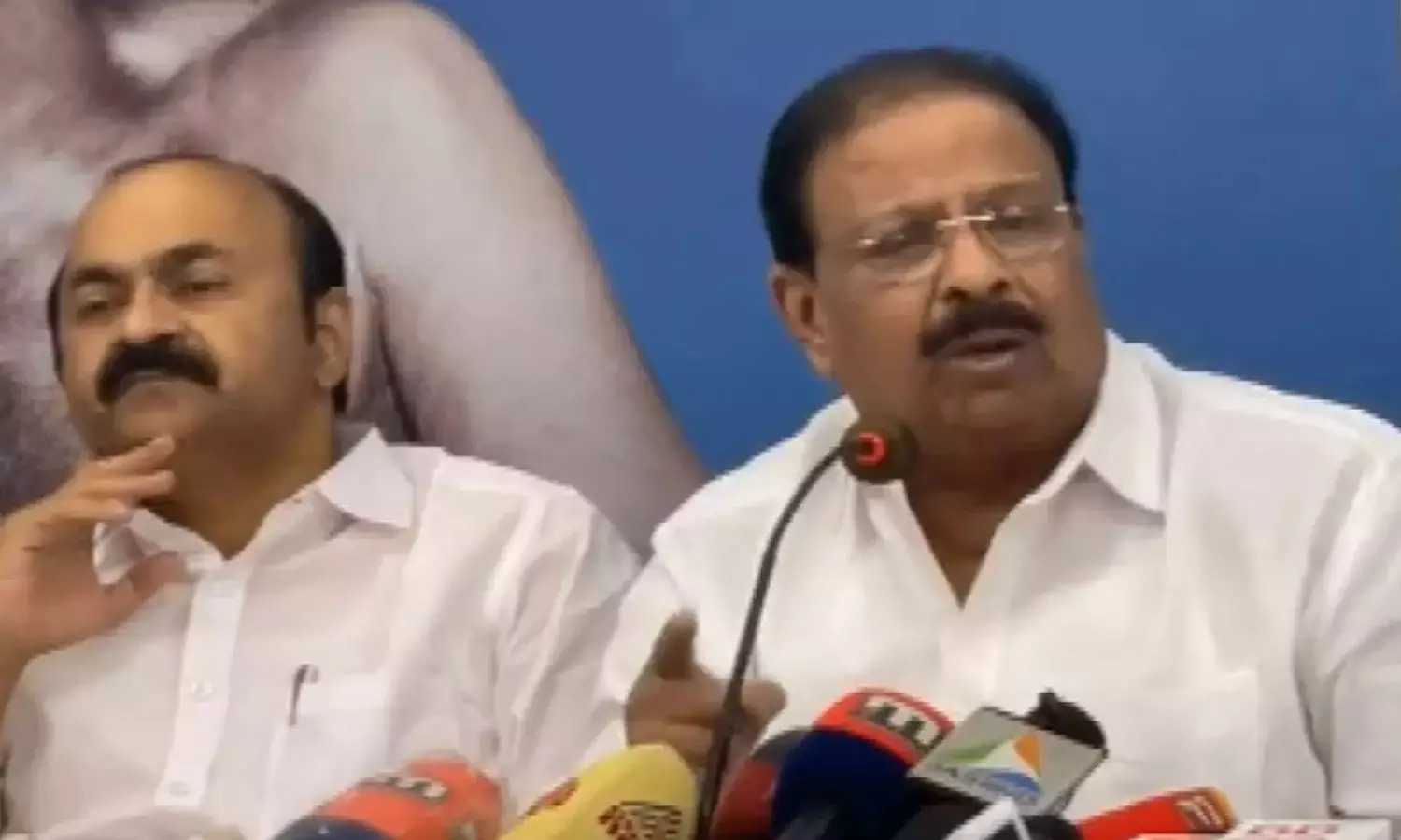 പി ജെ കുര്യനെതിരെ നടപടി വേണമെന്ന് ടി എന് പ്രതാപന്; മെമ്പര്ഷിപ്പ് കാമ്പയിനില് നേതൃത്വത്തിന് വിമര്ശനം പി ജെ കുര്യനെതിരെ നടപടി വേണമെന്ന് ടി എന് പ്രതാപന്; മെമ്പര്ഷിപ്പ് കാമ്പയിനില് നേതൃത്വത്തിന് വിമര്ശനം