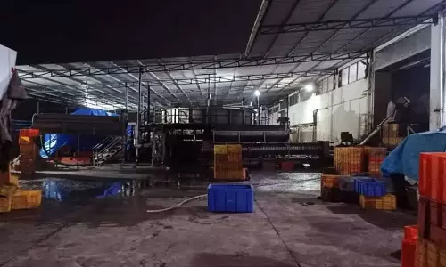 മംഗളൂരുവിൽ മത്സ്യ സംസ്കരണ ശാലയിൽ വിഷ വാതകം ശ്വസിച്ച് അഞ്ച് തൊഴിലാളികൾ മരിച്ചു