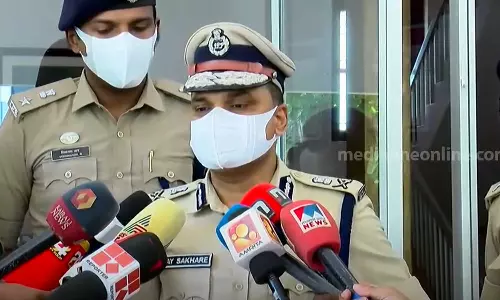 പാലക്കാട് കൊലപാതകങ്ങളിൽ അറസ്റ്റ് ഉടൻ, പ്രതികളെ തിരിച്ചറിഞ്ഞെന്ന് വിജയ് സാഖറെ