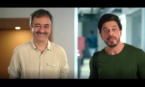 തൊട്ടതെല്ലാം പൊന്നാക്കിയ സംവിധായകനൊപ്പം ഷാറുഖ് ഖാൻ; ദങ്കി 2023-ൽ പുറത്തിറങ്ങും തൊട്ടതെല്ലാം പൊന്നാക്കിയ സംവിധായകനൊപ്പം ഷാറുഖ് ഖാൻ; ദങ്കി 2023-ൽ പുറത്തിറങ്ങും