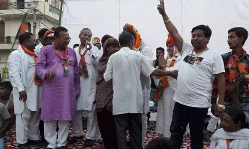 ജഹാംഗീർപുരി സംഘർഷം: പ്രധാന പ്രതി അൻസാർ ബിജെപി നേതാവാണെന്ന് എ.എ.പി എംഎൽഎ