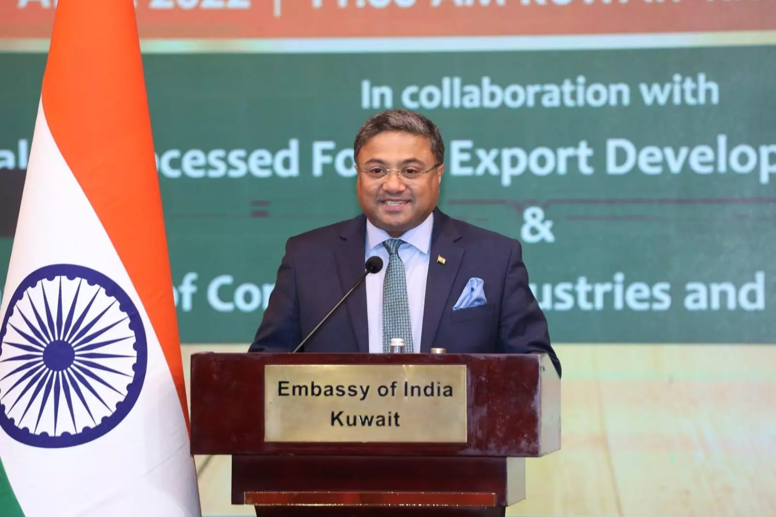 കുവൈത്തില് ഇന്ത്യന് എംബസി ബയര്-സെല്ലര് മീറ്റ് സംഘടിപ്പിച്ചു കുവൈത്തില് ഇന്ത്യന് എംബസി ബയര്-സെല്ലര് മീറ്റ് സംഘടിപ്പിച്ചു