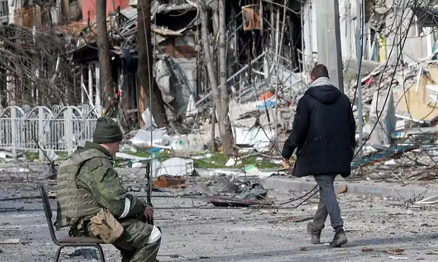 പീരങ്കികൾ, വെടിക്കോപ്പുകൾ; യുക്രൈനിലേക്ക് ആയുധം ഒഴുക്കാൻ അമേരിക്കയടക്കമുളള സഖ്യകക്ഷികൾ