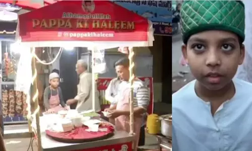 ഉപജീവനമാര്‍ഗം തട്ടുകടയില്‍‌ നിന്നുള്ള വരുമാനം; സോഷ്യൽ മീഡിയയിലൂടെ പിതാവിന്‍റെ കച്ചവടം ഹിറ്റാക്കി മകൻ