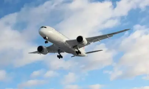 ഞായറാഴ്ച ഇന്ത്യക്കുള്ളിൽ പറന്നത് നാല് ലക്ഷം യാത്രക്കാർ; റെക്കോര്ഡ് ഞായറാഴ്ച ഇന്ത്യക്കുള്ളിൽ പറന്നത് നാല് ലക്ഷം യാത്രക്കാർ; റെക്കോര്ഡ്