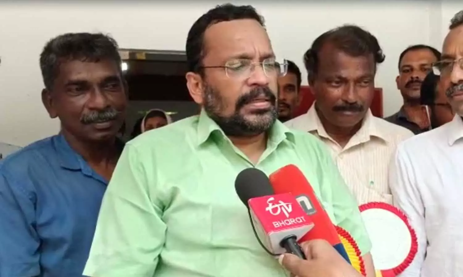 കെ റെയിൽ: ബലം പ്രയോഗിച്ച് ഭൂമി ഏറ്റെടുക്കുന്ന പ്രശ്‌നമില്ലെന്ന് മന്ത്രി കെ. രാജൻ