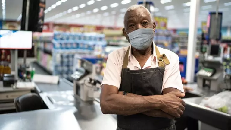 കുവൈത്തില്‍ അറുപതിനു മുകളില്‍ പ്രായമുള്ള  വിദേശികളുടെ എണ്ണത്തില്‍ ഗണ്യമായ കുറവ്