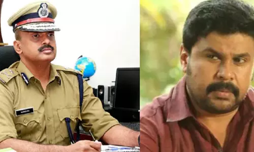 എസ്.ശ്രീജിത്തിനെ ഗതാഗത കമ്മീഷണറായി മാറ്റി; സ്ഥാനമാറ്റം നടിയെ ആക്രമിച്ച കേസിന്റെ നിർണായക ഘട്ടത്തില് എസ്.ശ്രീജിത്തിനെ ഗതാഗത കമ്മീഷണറായി മാറ്റി; സ്ഥാനമാറ്റം നടിയെ ആക്രമിച്ച കേസിന്റെ നിർണായക ഘട്ടത്തില്