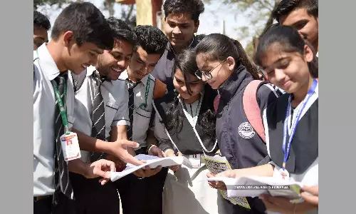 ജനാധിപത്യവും വൈവിധ്യവും, ചേരിചേരാ പ്രസ്ഥാനം തുടങ്ങിയ ഭാഗങ്ങൾ സിബിഎസ്ഇ സിലബസിൽ നിന്നൊഴിവാക്കുന്നു
