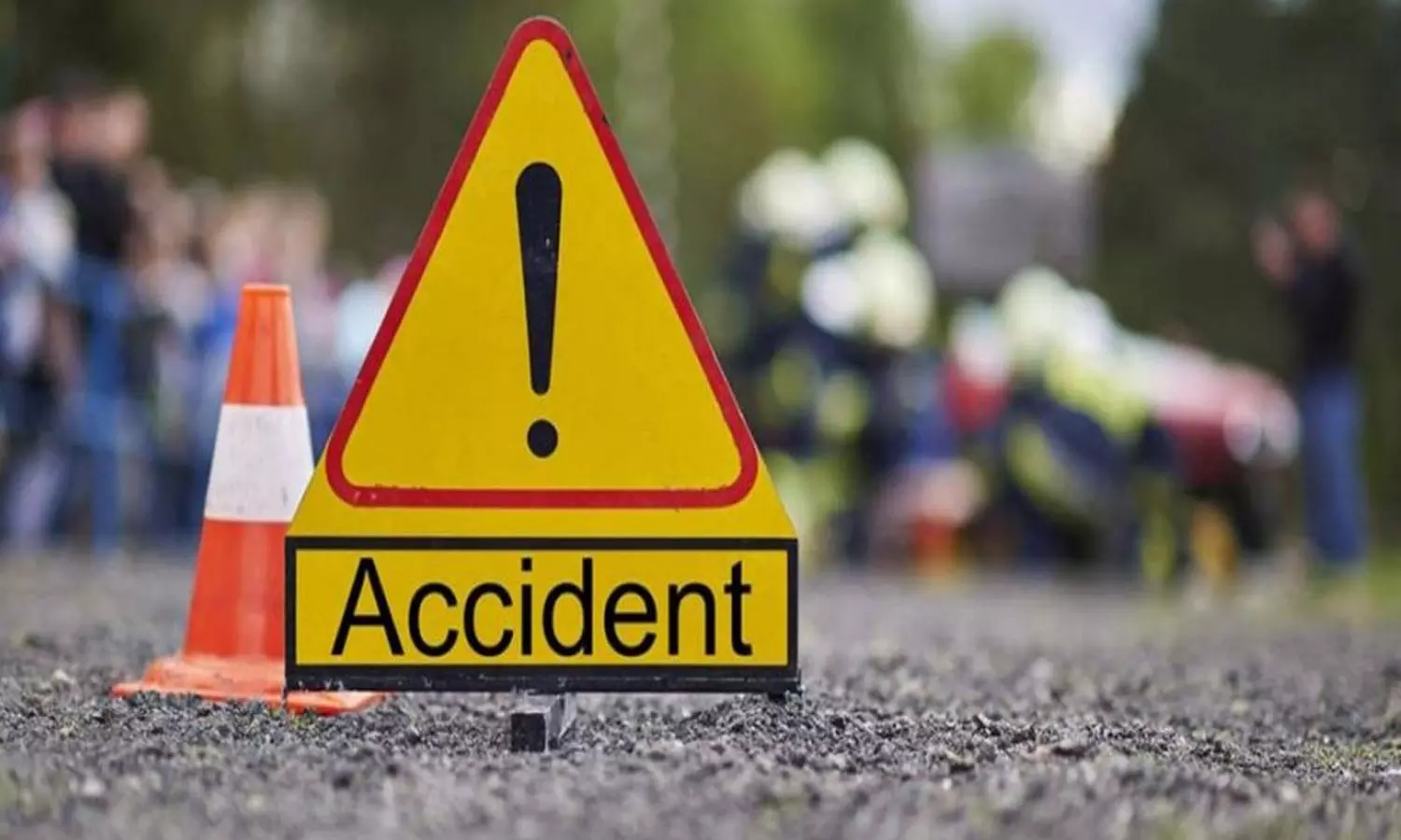 നിർത്തിയിട്ട ലോറിയിൽ കാറിടിച്ച് അമ്മയും മകളും മരിച്ചു നിർത്തിയിട്ട ലോറിയിൽ കാറിടിച്ച് അമ്മയും മകളും മരിച്ചു