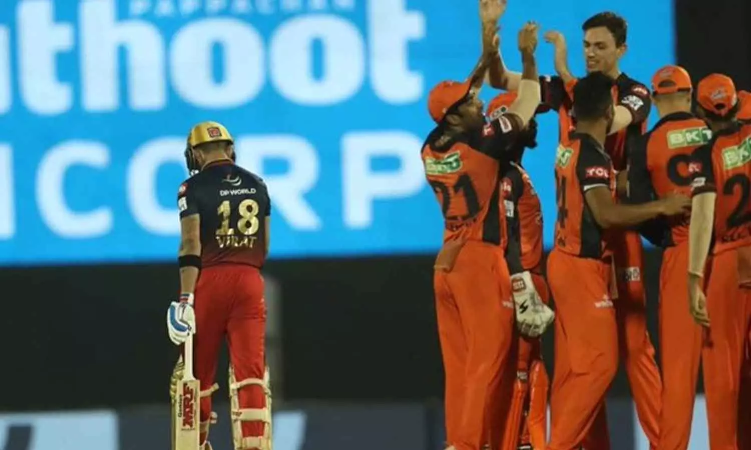 കോഹ്ലിക്ക് ശക്തമായി തിരിച്ചുവരാനാകും, ഇപ്പോൾ വിശ്രമിക്കട്ടെ: വസീം ജാഫർ കോഹ്ലിക്ക് ശക്തമായി തിരിച്ചുവരാനാകും, ഇപ്പോൾ വിശ്രമിക്കട്ടെ: വസീം ജാഫർ