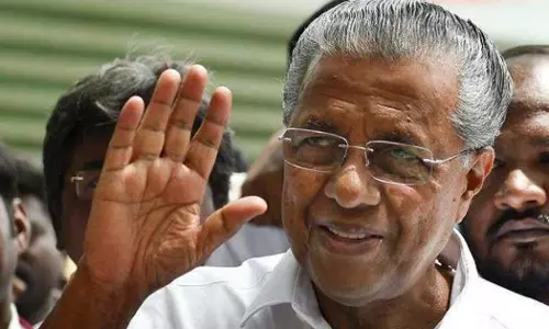 മുഖ്യമന്ത്രി അമേരിക്കയിലേക്ക് തിരിച്ചു; പകരം ചുമതല ആർക്കും കൈമാറിയില്ല മുഖ്യമന്ത്രി അമേരിക്കയിലേക്ക് തിരിച്ചു; പകരം ചുമതല ആർക്കും കൈമാറിയില്ല