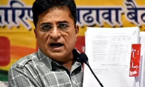 ശിവസേനക്കാർ കൊല്ലാൻ ശ്രമിച്ചു; പരാതി നൽകിയിട്ടും കേസെടുത്തില്ല; ബി.ജെ.പി നേതാവ് കിരിത് സോമയ്യ ശിവസേനക്കാർ കൊല്ലാൻ ശ്രമിച്ചു; പരാതി നൽകിയിട്ടും കേസെടുത്തില്ല; ബി.ജെ.പി നേതാവ് കിരിത് സോമയ്യ