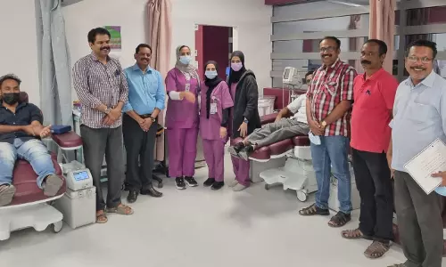 റമദാനില് എല്ലാ ദിവസവും രക്തദാനവുമായി ബഹ്റൈന് പ്രതിഭ റമദാനില് എല്ലാ ദിവസവും രക്തദാനവുമായി ബഹ്റൈന് പ്രതിഭ