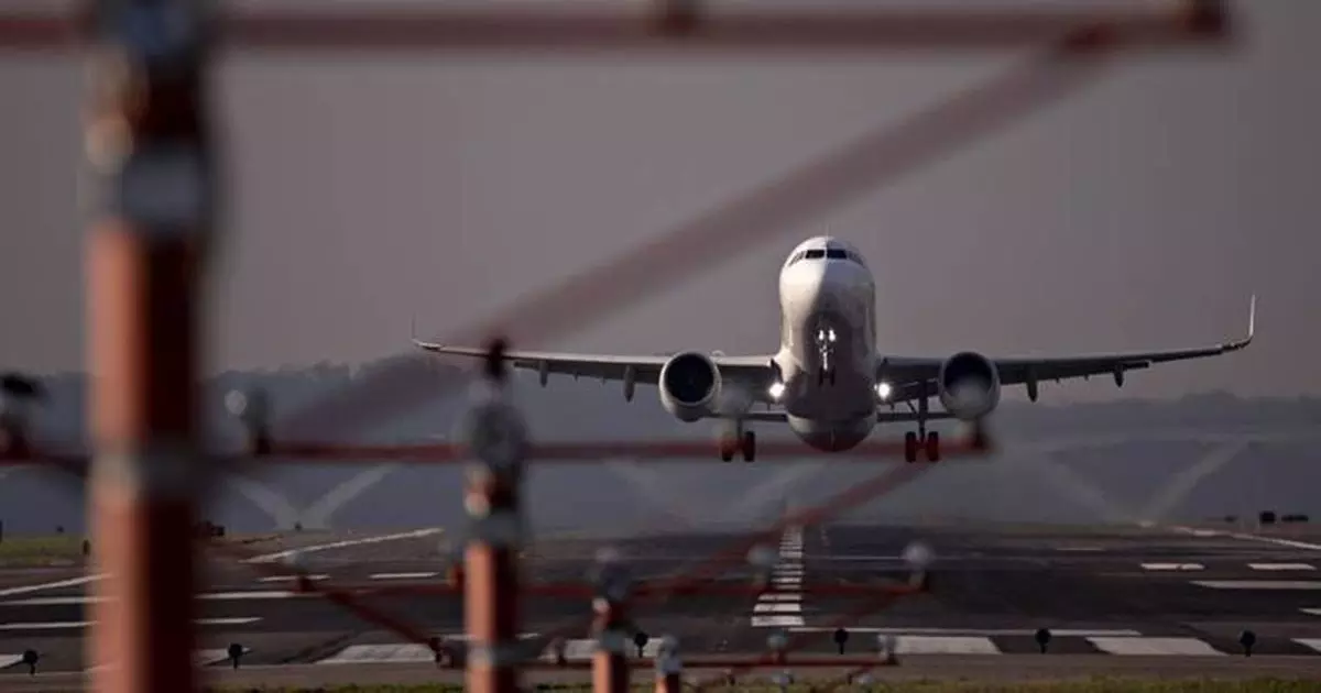 സ്വകാര്യവൽക്കരിക്കുന്ന വിമാനത്താവളങ്ങളുടെ വരുമാന വിഹിതം ആവശ്യപ്പെട്ട് സംസ്ഥാനങ്ങള്‍