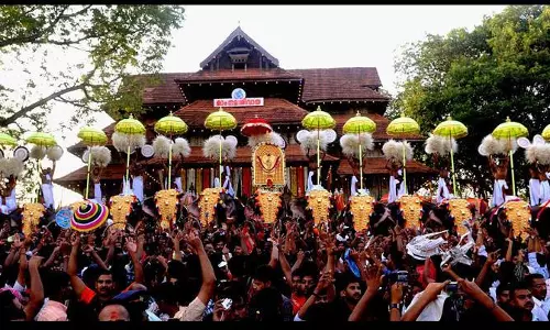 ഇത്തവണ തൃശൂര്‍ പൂരം പൊരിപൊരിക്കും; 15 ലക്ഷത്തോളം പേരെത്തുമെന്ന് പ്രതീക്ഷ