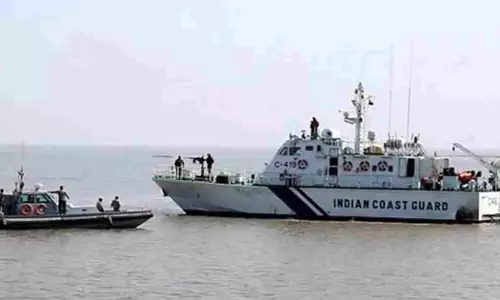 280 കോടിയുടെ ഹെറോയിനുമായി ഗുജറാത്ത് തീരത്ത് പാക് ബോട്ട് പിടിയിൽ