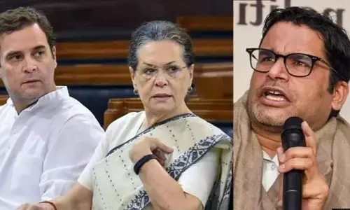 കോൺഗ്രസിനെ രക്ഷിക്കാൻ പ്രശാന്ത് കിഷോർ- എതിർത്തും അനുകൂലിച്ചും ആന്റണിയും കെ.സിയും; വേണ്ടെന്നുറച്ച് ജയറാം രമേശും ദ്വിഗ്‌വിജയ് സിങ്ങും