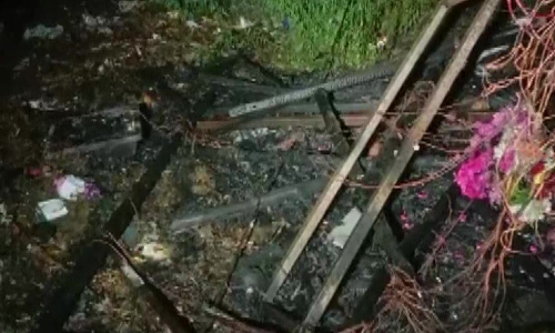 തഞ്ചാവൂരില്‍ ഉത്സവത്തിനിടെ 11 പേര്‍ വൈദ്യുതാഘാതമേറ്റു മരിച്ചു