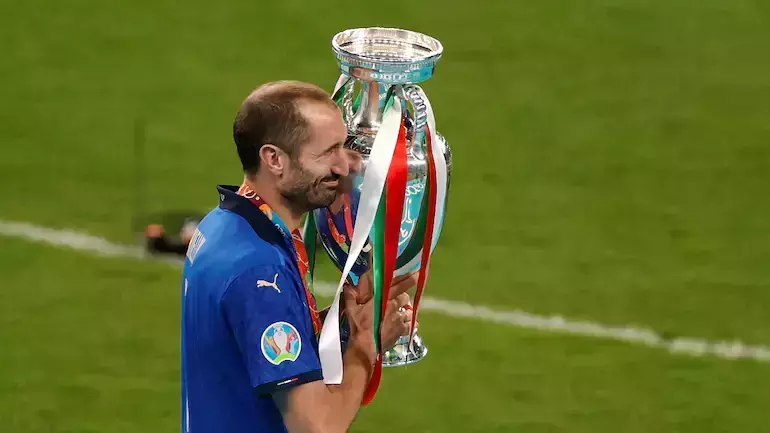 ഇറ്റലിയുടെ പ്രതിരോധക്കോട്ട കാക്കാന്‍ ഇനി ചെല്ലിനിയില്ല; വിരമിക്കല്‍ പ്രഖ്യാപിച്ച് താരം