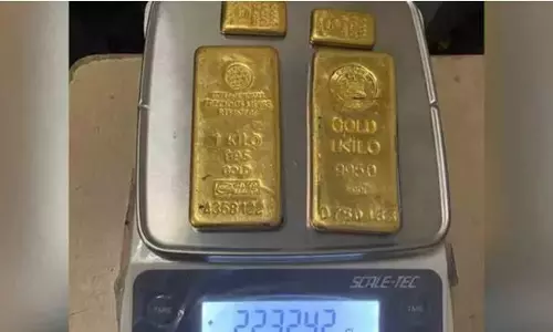 ഇറച്ചിവെട്ട് യന്ത്രത്തിൽ സ്വർണം കടത്തിയതിന് പിന്നിൽ മൂന്നംഗ സംഘമെന്ന് കസ്റ്റംസ്