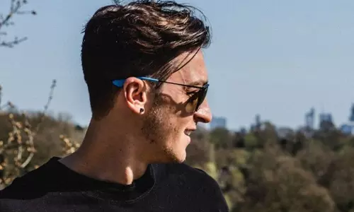 ജനാധിപത്യ ഇന്ത്യയിൽ മനുഷ്യാവകാശങ്ങൾക്ക് സംഭവിക്കുന്നതെന്താണ്?; ലൈലത്തുൽ ഖദ്റിന്റെ രാവിൽ ഇന്ത്യൻ മുസ്ലിംകൾക്കായി പ്രാർഥിക്കുന്നുവെന്ന് മെസ്യൂട്ട് ഓസിൽ ജനാധിപത്യ ഇന്ത്യയിൽ മനുഷ്യാവകാശങ്ങൾക്ക് സംഭവിക്കുന്നതെന്താണ്?; ലൈലത്തുൽ ഖദ്റിന്റെ രാവിൽ ഇന്ത്യൻ മുസ്ലിംകൾക്കായി പ്രാർഥിക്കുന്നുവെന്ന് മെസ്യൂട്ട് ഓസിൽ