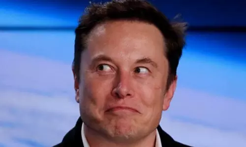 3.67 ലക്ഷം കോടി മുടക്കിയുള്ള ട്വിറ്റർ ഏറ്റെടുക്കൽ താത്കാലികമായി നിർത്തിവെച്ചെന്ന്‌ ഇലോൺ മസ്‌ക്