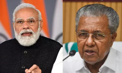 സംസ്ഥാനത്തെ പഴിച്ച് ലഘൂകരിക്കാനാവില്ല ഇന്ധനവില വർധന; പ്രധാനമന്ത്രിയുടെ പരാമർശത്തിന് മറുപടിയുമായി മുഖ്യമന്ത്രി സംസ്ഥാനത്തെ പഴിച്ച് ലഘൂകരിക്കാനാവില്ല ഇന്ധനവില വർധന; പ്രധാനമന്ത്രിയുടെ പരാമർശത്തിന് മറുപടിയുമായി മുഖ്യമന്ത്രി