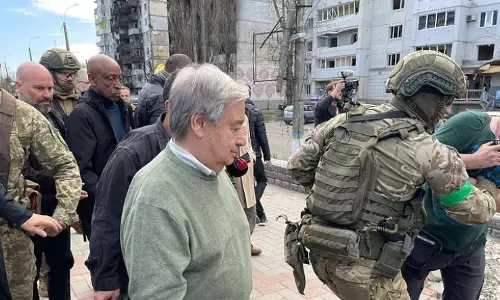 കിഴക്കൻ യുക്രൈനിൽ ആക്രമണം ശക്തമാക്കി റഷ്യ; ഡോൺബാസിലും കർകീവിലും മിസൈലാക്രമണം കിഴക്കൻ യുക്രൈനിൽ ആക്രമണം ശക്തമാക്കി റഷ്യ; ഡോൺബാസിലും കർകീവിലും മിസൈലാക്രമണം