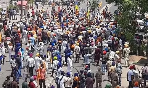 പഞ്ചാബിലെ പാട്യാലയിൽ ഖലിസ്ഥാൻ വിരുദ്ധ മാർച്ചിനിടെ ഏറ്റുമുട്ടൽ; സംഘർഷം