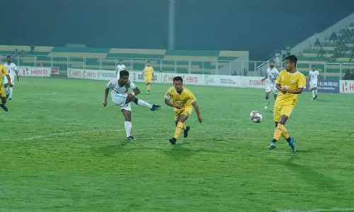 സന്തോഷ് ട്രോഫിയിൽ ക്ലാസിക്ക് ഫൈനൽ; കലാശപ്പോരിൽ കേരളത്തിന് എതിരാളികൾ ബംഗാൾ