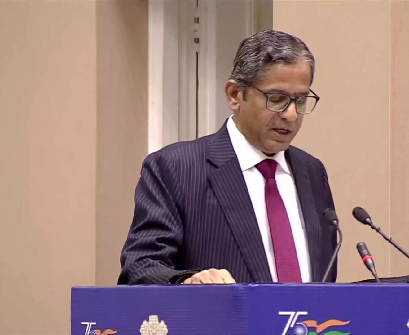 ഭരണഘടന സ്ഥാപനങ്ങൾ ലക്ഷ്മണരേഖ ലംഘിക്കരുത്; സർക്കാറുകളെ വിമർശിച്ച് ചീഫ് ജസ്റ്റിസ്