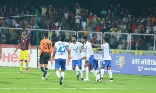 കേരള സന്തോഷ് ട്രോഫി താരങ്ങൾക്ക് പിന്നാലെ ഐ.എസ്.എൽ വമ്പൻ ക്ലബ്ബുകൾ